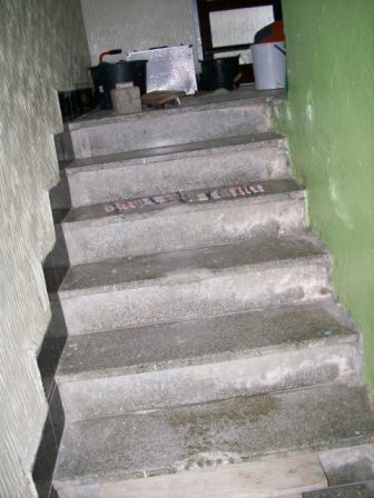 schodiště před rekonstrukcí